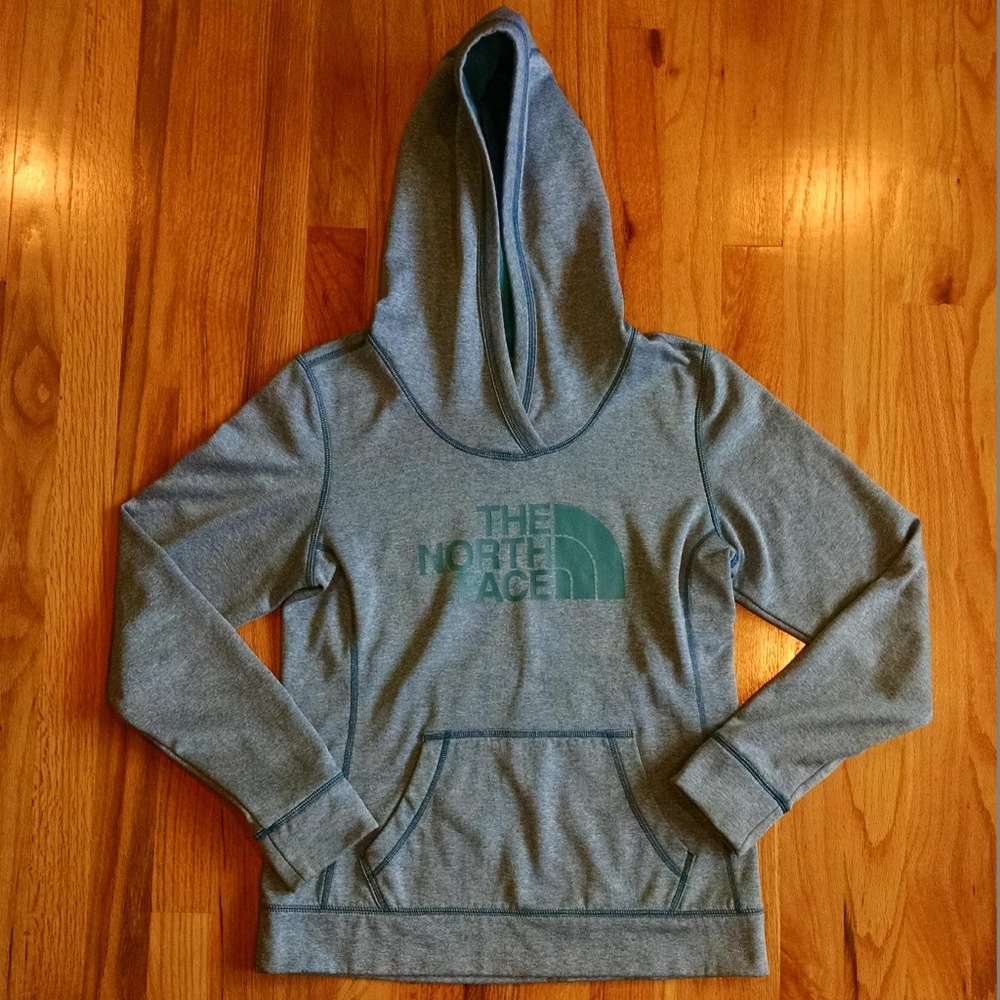 The North Face hoodie size M